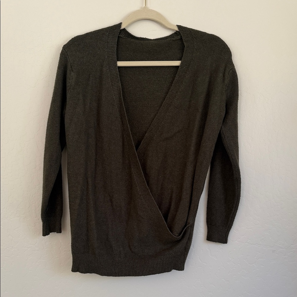 Women's Deep V-Neck Sweater - dark green
